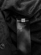 Load image into Gallery viewer, parka in size 46
