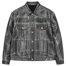 Load image into Gallery viewer, denim jacket in size 44
