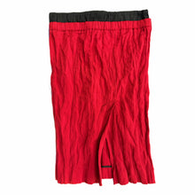 Load image into Gallery viewer, skirt in size 40
