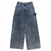 Load image into Gallery viewer, jeans in size 36
