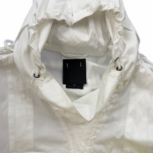 Load image into Gallery viewer, anorak in size M
