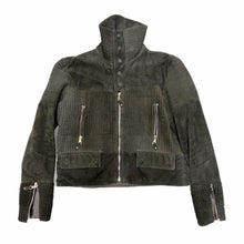 Load image into Gallery viewer, jacket in size M
