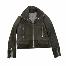 Load image into Gallery viewer, jacket in size M
