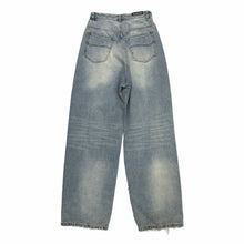 Load image into Gallery viewer, jeans in size S
