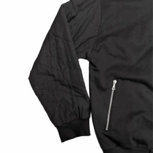 Load image into Gallery viewer, bomber jacket in size M
