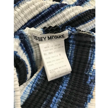 Load image into Gallery viewer, top in size M
