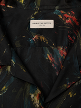 Load image into Gallery viewer, shirt in size XL
