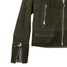 Load image into Gallery viewer, jacket in size M
