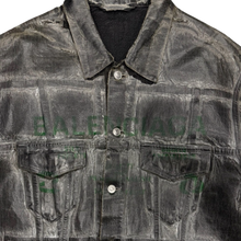 Load image into Gallery viewer, denim jacket in size 44
