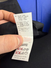 Load image into Gallery viewer, blazer in size 52
