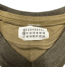 Load image into Gallery viewer, pullover in size S
