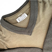 Load image into Gallery viewer, pullover in size S
