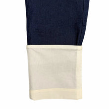 Load image into Gallery viewer, blue jeans in size 34
