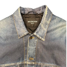 Load image into Gallery viewer, leather jacket in size L
