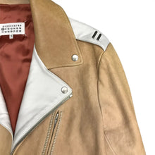 Load image into Gallery viewer, leather jacket in size 48 IT
