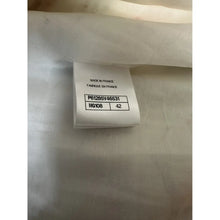 Load image into Gallery viewer, coat in size 42 FR
