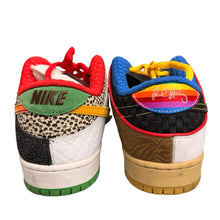 Load image into Gallery viewer, sneakers in size 12 US
