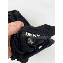 Load image into Gallery viewer, dress in size 4 US
