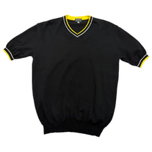 Load image into Gallery viewer, T-shirt in size XL
