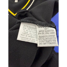 Load image into Gallery viewer, T-shirt in size XL
