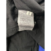Load image into Gallery viewer, avantgarde blazer in size 3 0-6
