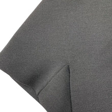 Load image into Gallery viewer, jacket in size M
