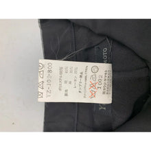 Load image into Gallery viewer, jacket in size M
