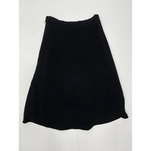 Load image into Gallery viewer, skirt in size 38 FR
