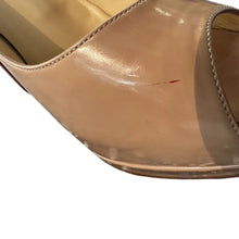 Load image into Gallery viewer, leather pumps in size 39,5 EU
