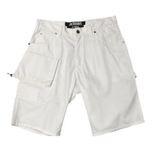 Load image into Gallery viewer, shorts in size 48 FR
